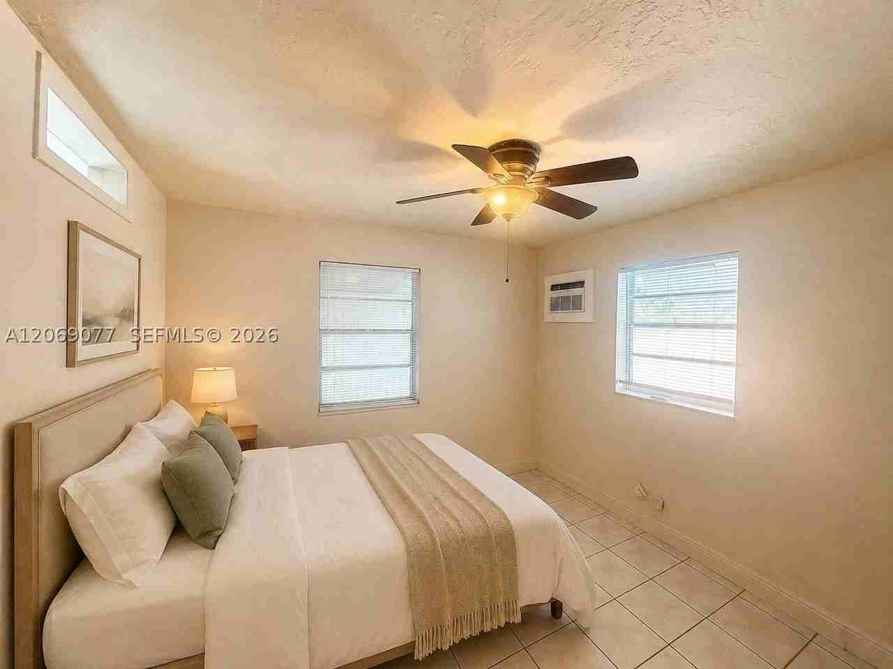 2228 Grant St #4 - Photo 3 of 7
