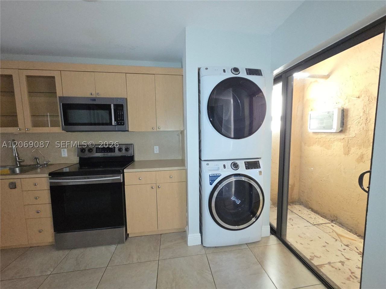 12025 S Las Palmas Dr #12025 - Photo 5 of 19