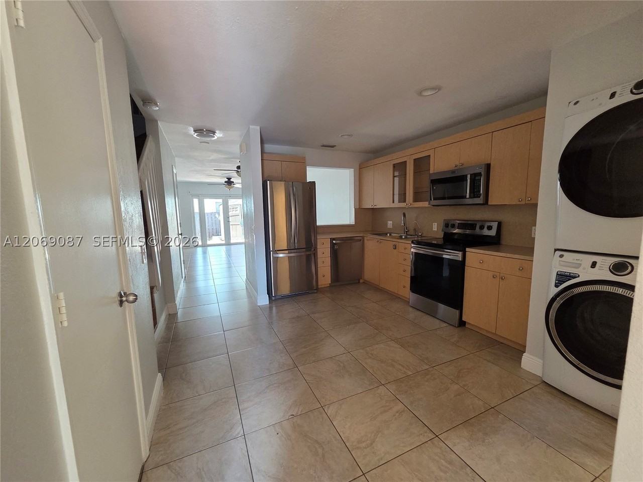 12025 S Las Palmas Dr #12025 - Photo 6 of 19