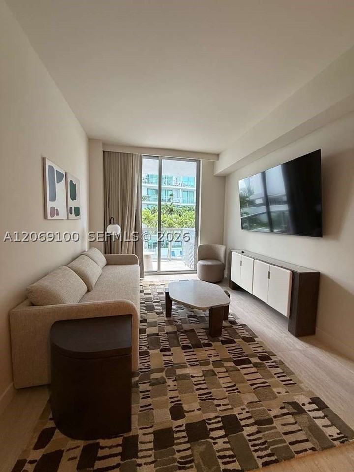 1611 Sw 2nd Ave #610