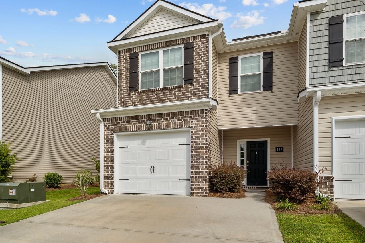 147 Ainsdale Dr - Photo 2 of 43
