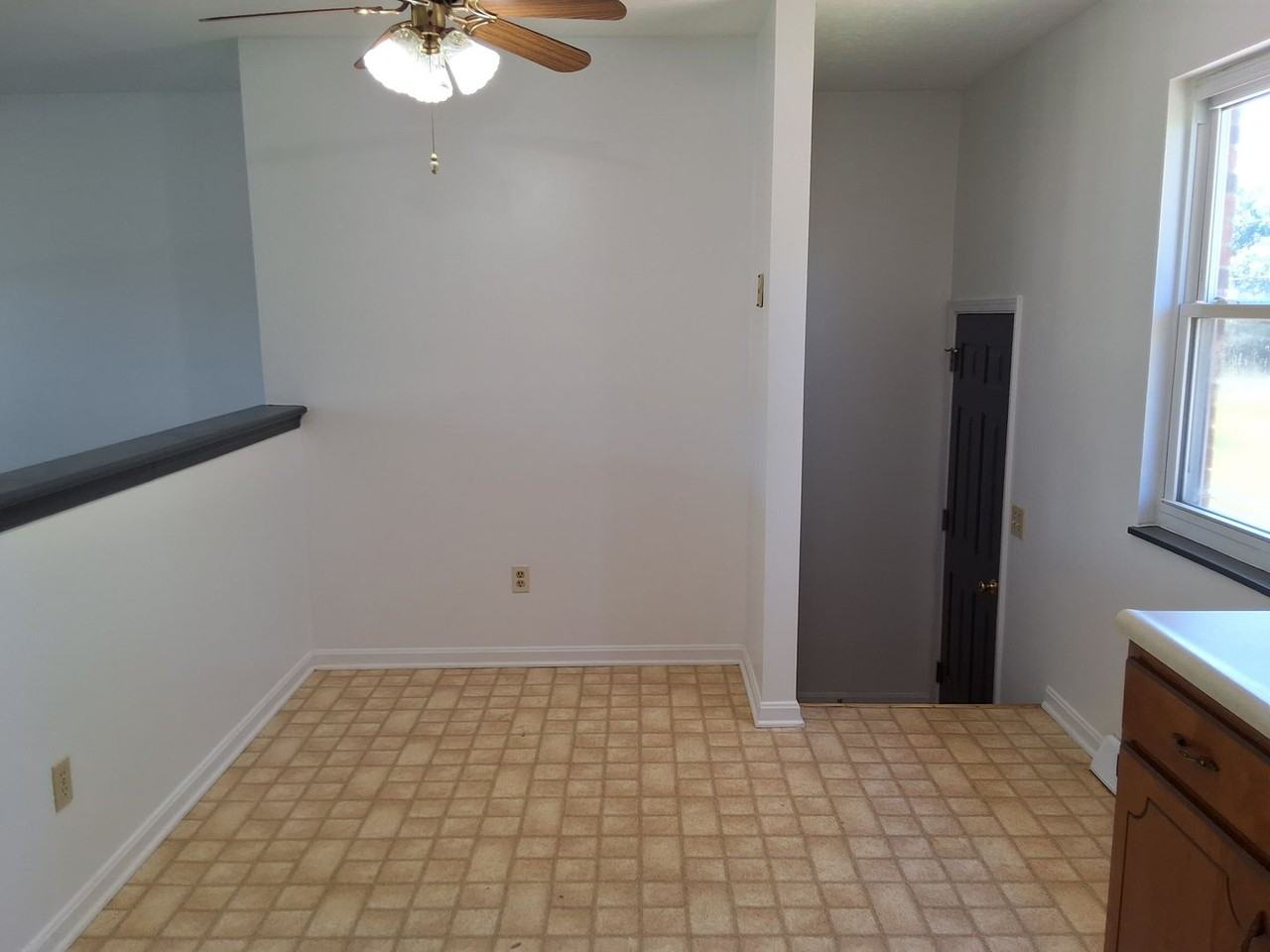 111 Cherrywood Dr - Photo 6 of 17