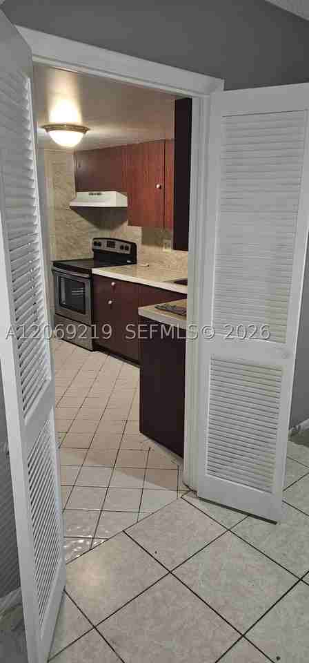 4168 Inverrary Dr #112 - Photo 3 of 12