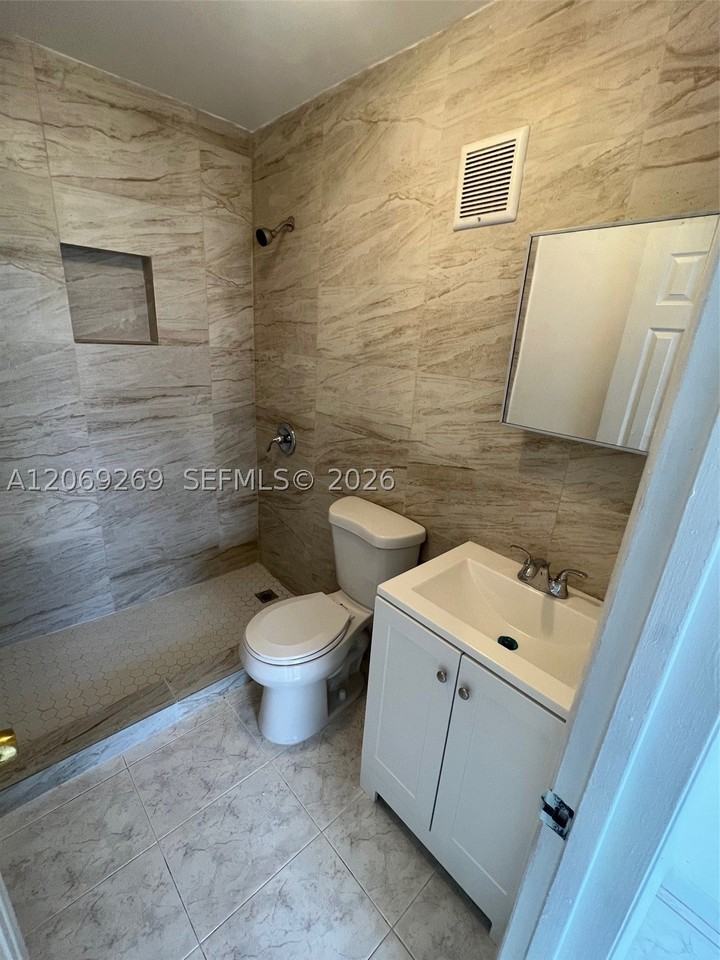 10500 Sw 8th St #410 - Photo 4 of 30