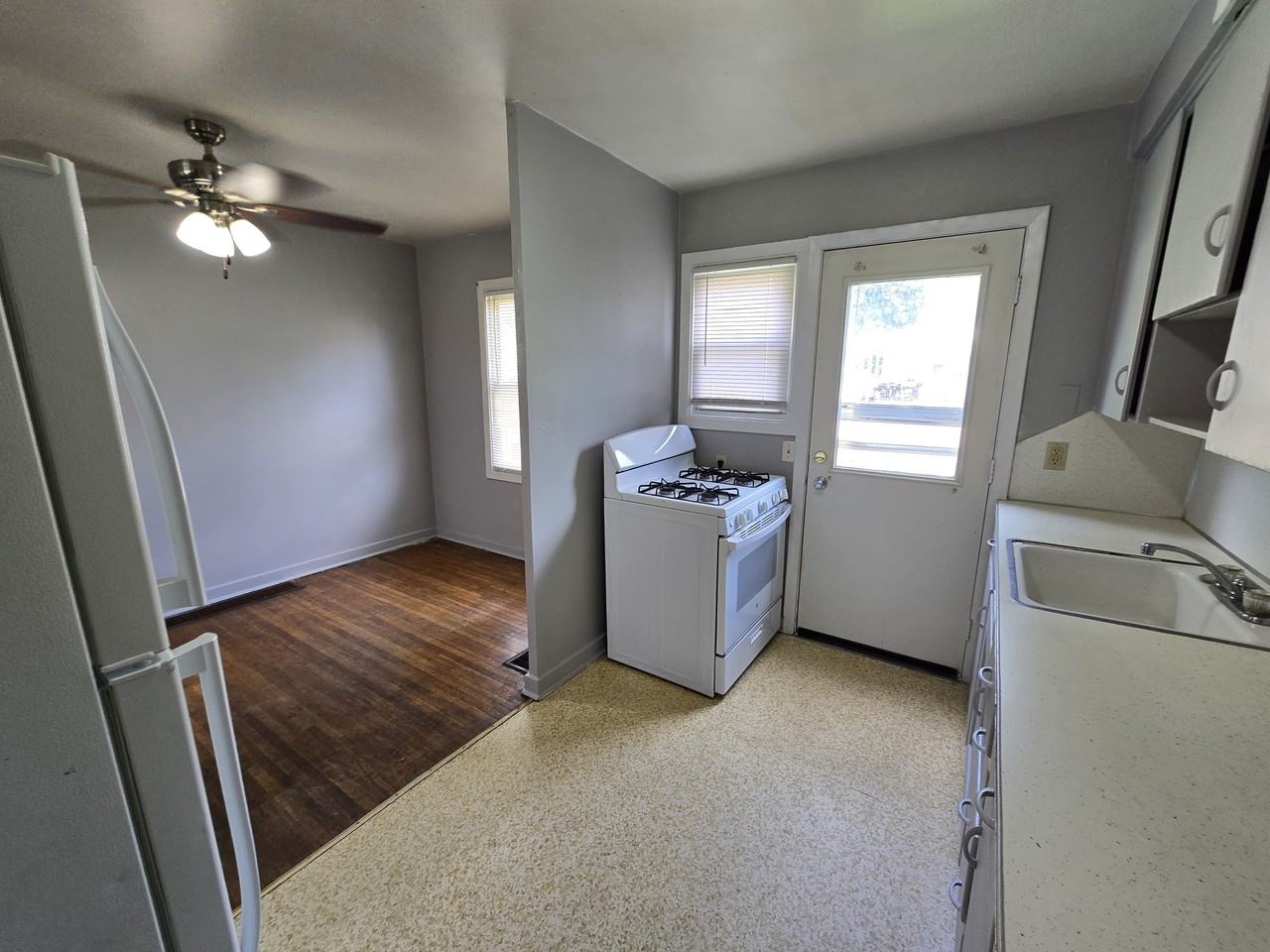 263 Madison St #1 - Photo 3 of 23