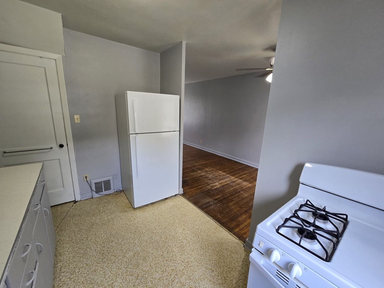 263 Madison St #1 - Photo 5 of 23