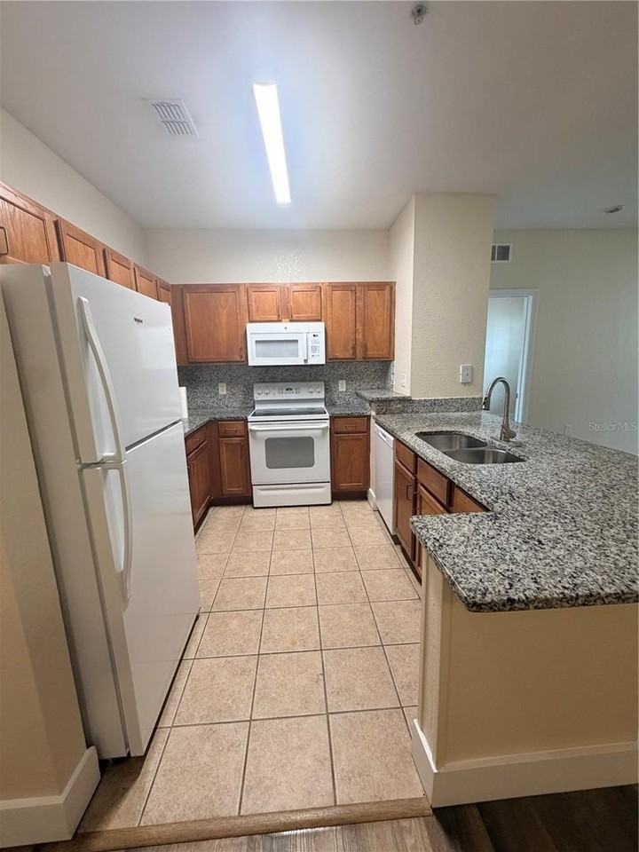 8137 Claire Ann Dr #207 - Photo 4 of 19