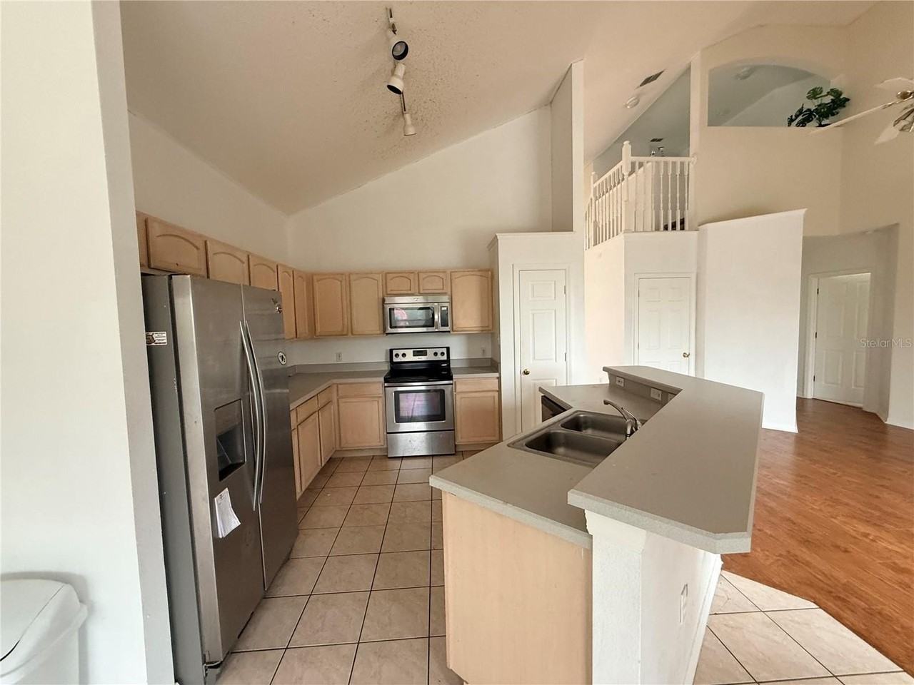 2918 Blooming Alamanda Loop - Photo 3 of 23