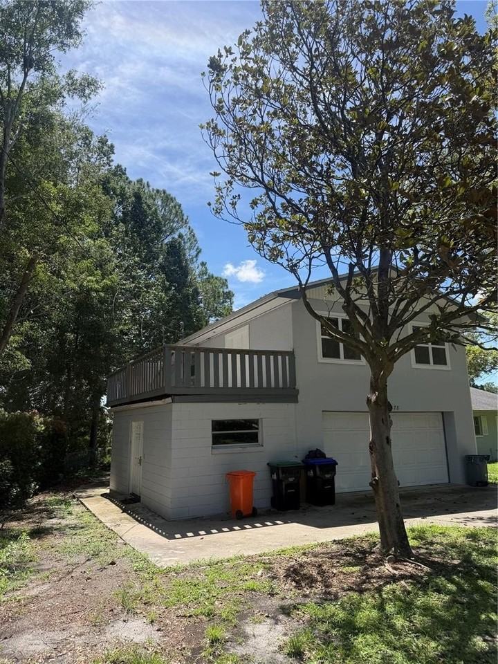7478 Lake Marsha Dr - Photo 2 of 14