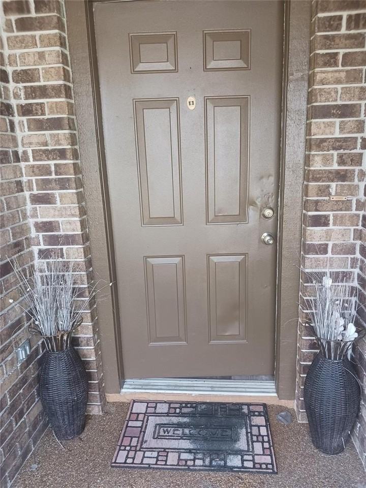 7706 Covedale Dr - Photo 2 of 22