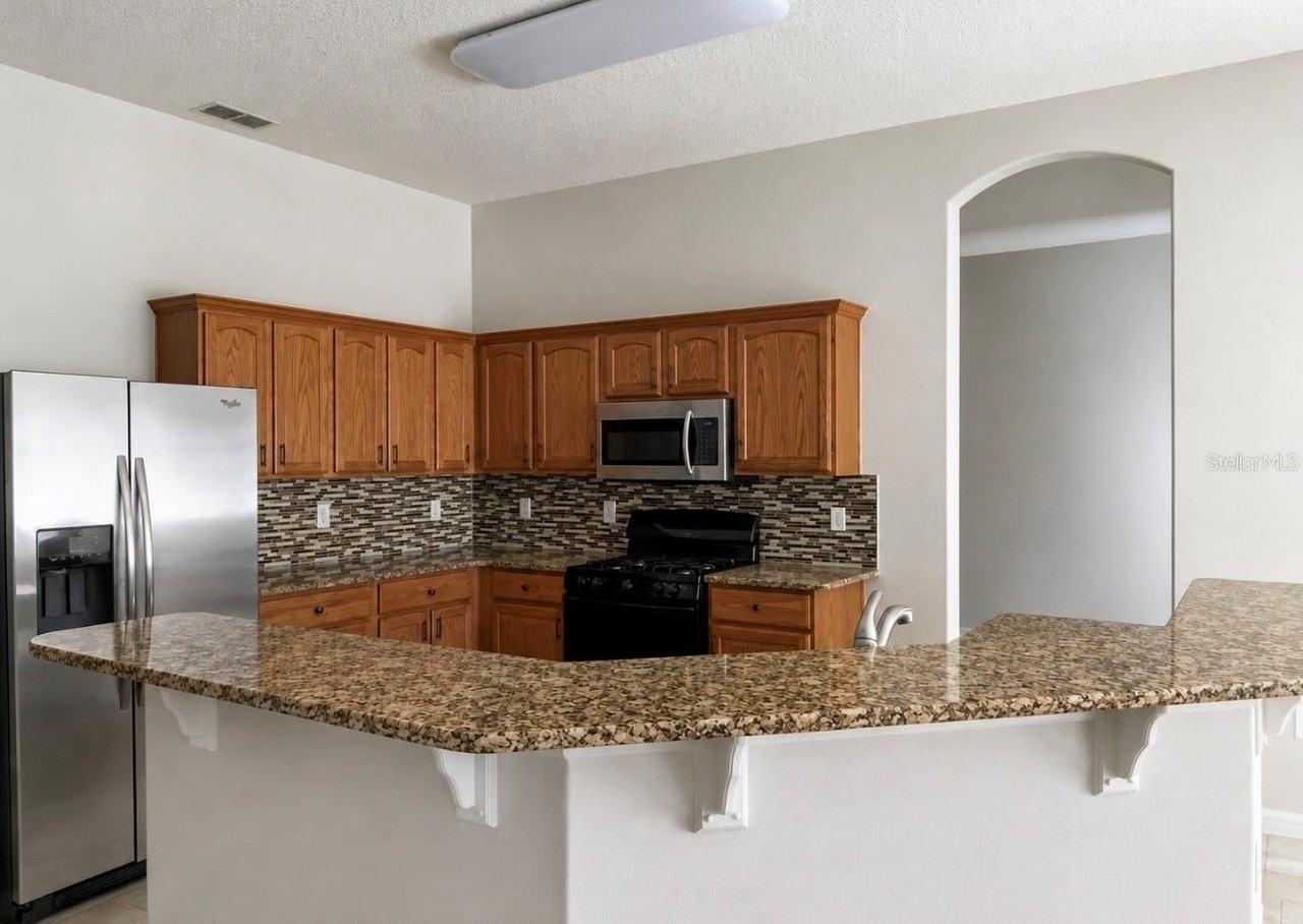 227 Pamona St - Photo 2 of 15