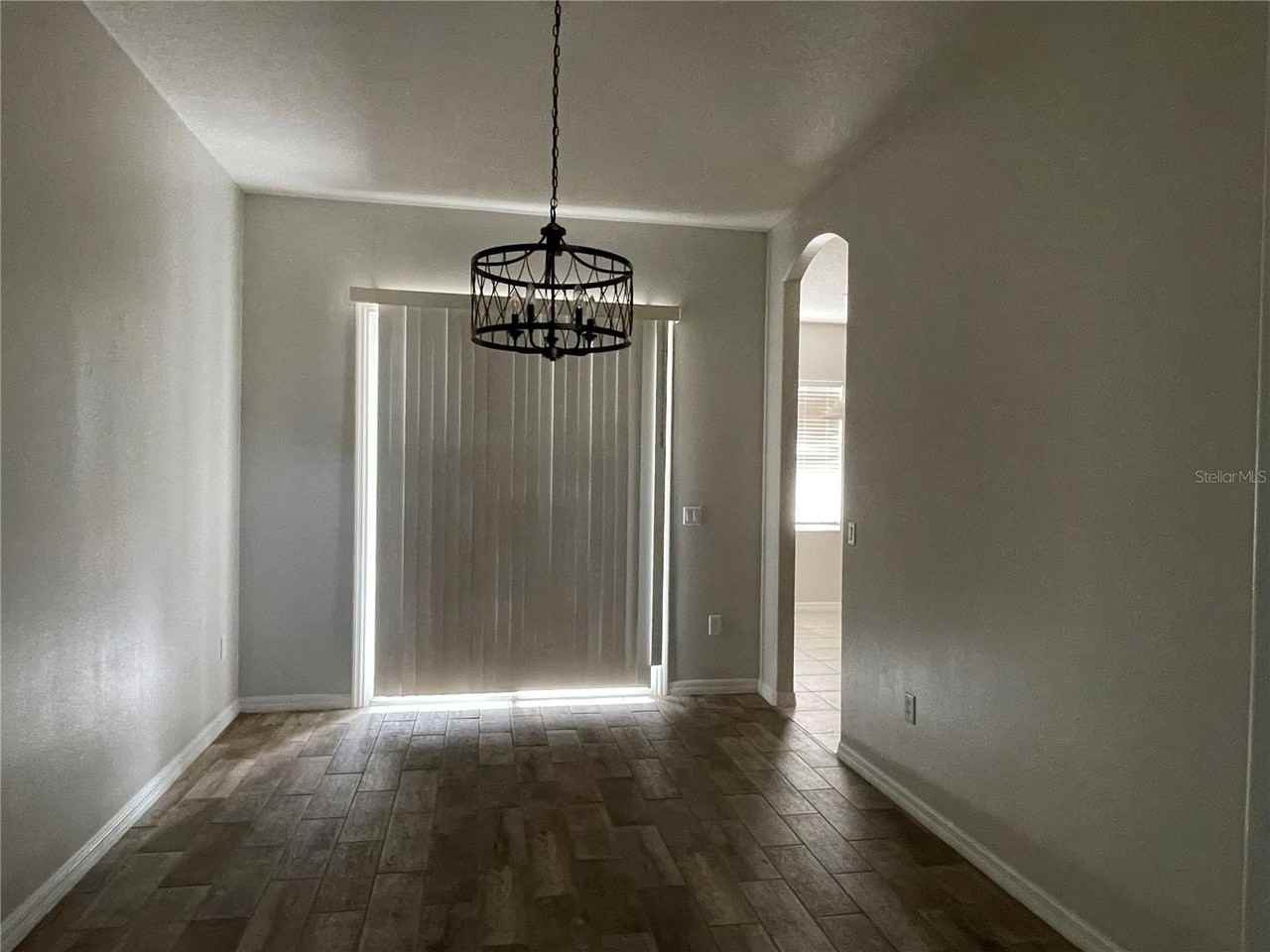 227 Pamona St - Photo 7 of 15