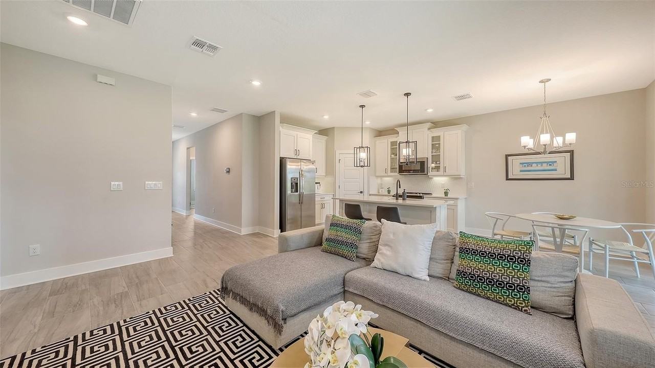 491 Daylily Blvd - Photo 6 of 50
