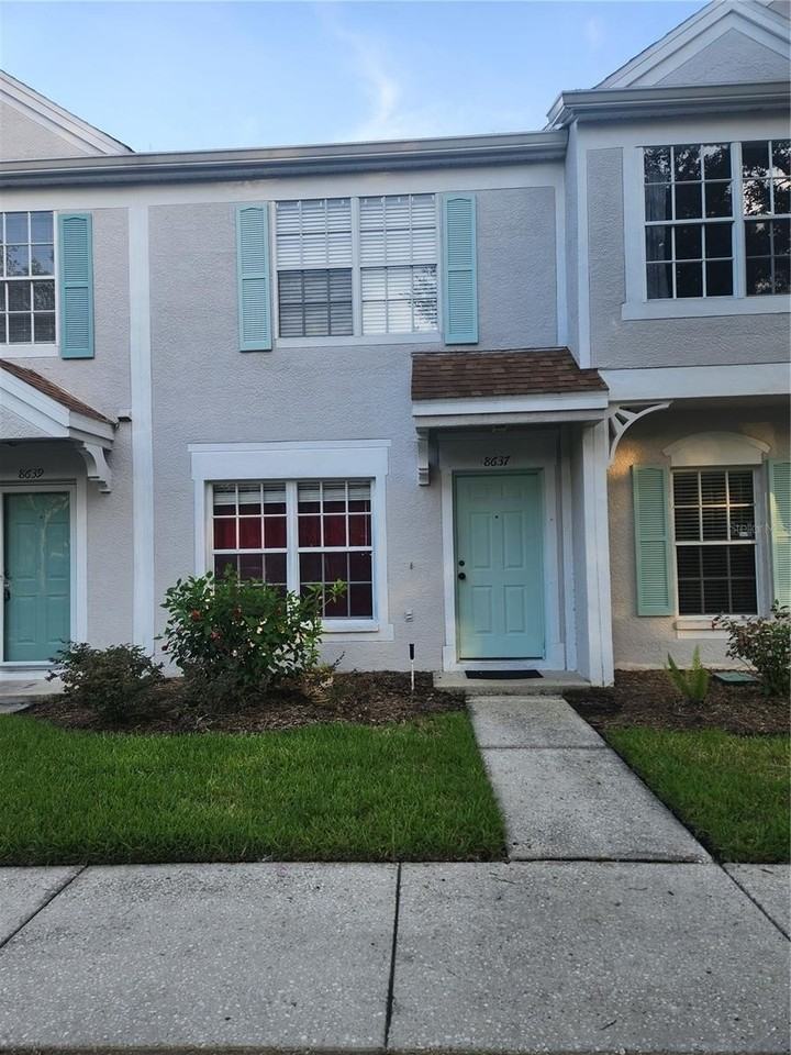 8637 Hunters Key Cir #8637 - Photo 2 of 33