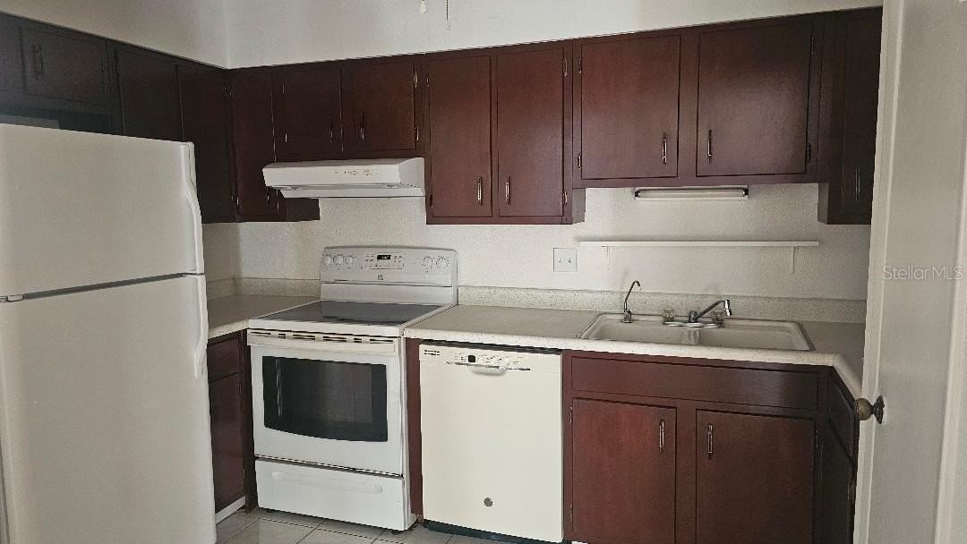 10365 Paradise Blvd #10 - Photo 3 of 19
