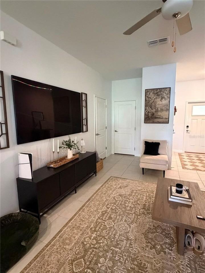 21161 Threadfin Way - Photo 7 of 25