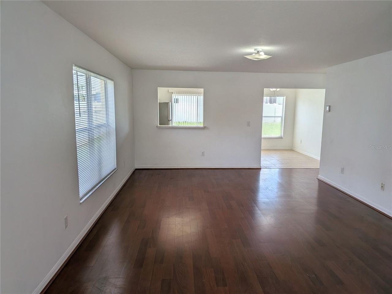 24606 Victoria Wood Ct - Photo 2 of 26