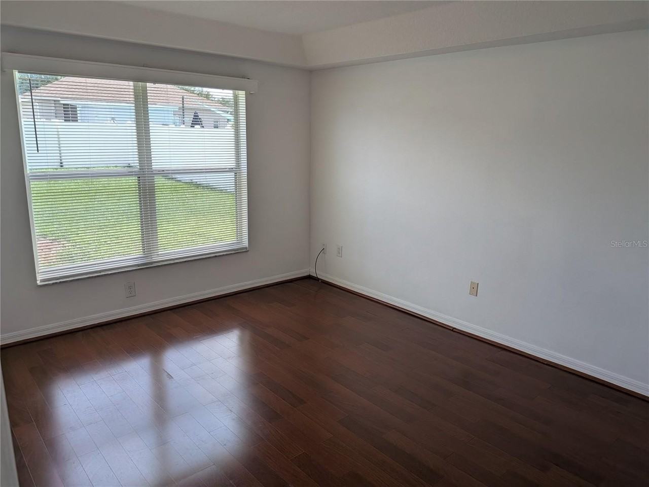 24606 Victoria Wood Ct - Photo 7 of 26