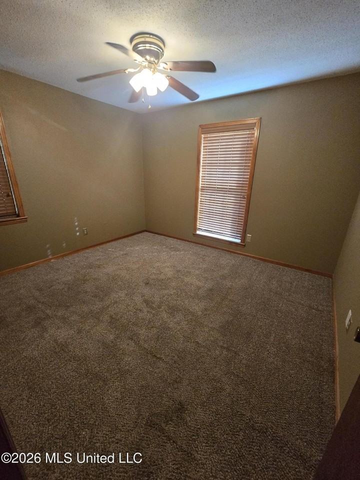 8209 Claiborne Dr - Photo 5 of 14