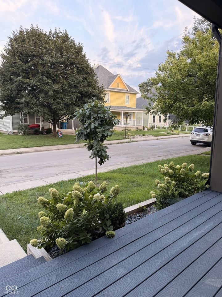 1954 Bellefontaine St - Photo 4 of 50