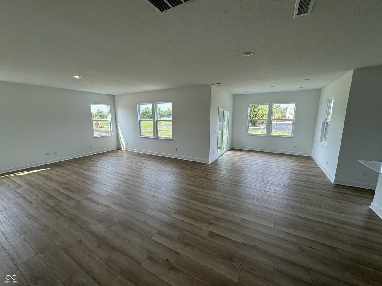 1124 Tansley Lane - Photo 3 of 22