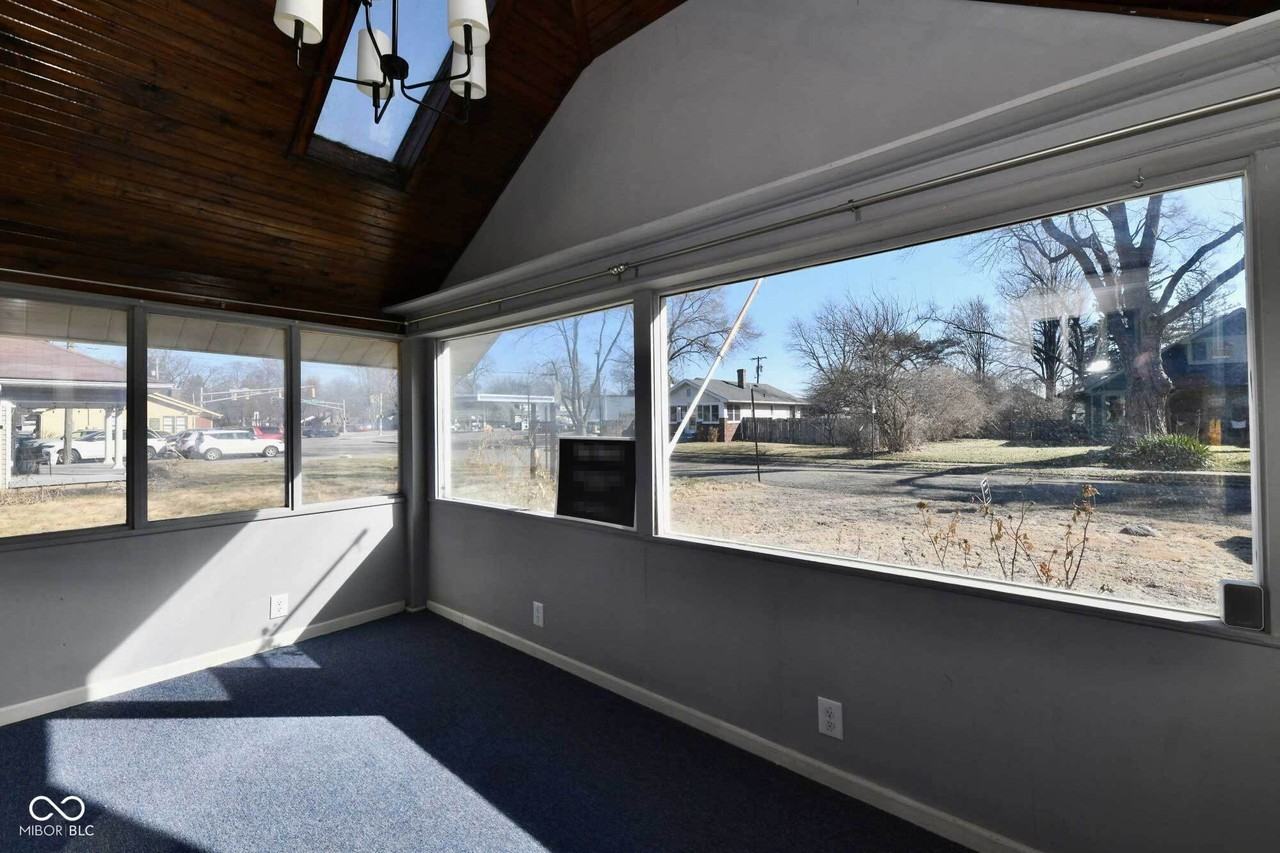 6186 Evanston Avenue - Photo 6 of 30