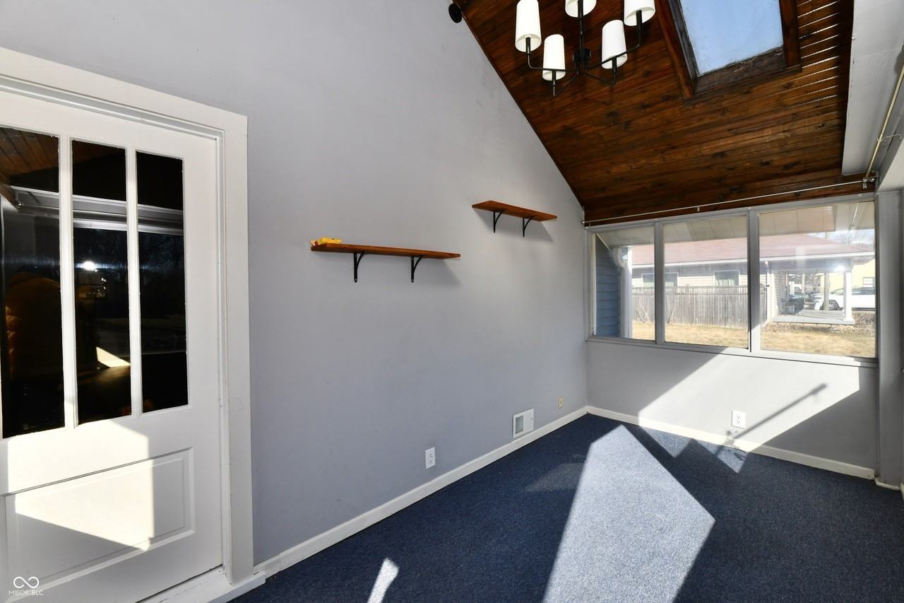 6186 Evanston Avenue - Photo 7 of 30