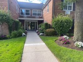 featured image of 130 S Park Ave #1DD