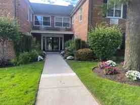 130 S Park Ave #1DD - Photo 1 of 1