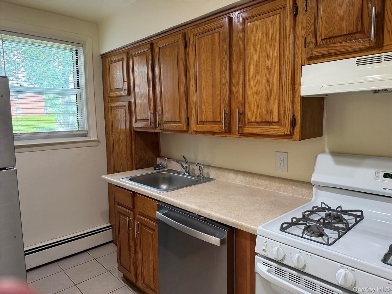 130 S Park Ave #1DD - Photo 3 of 12