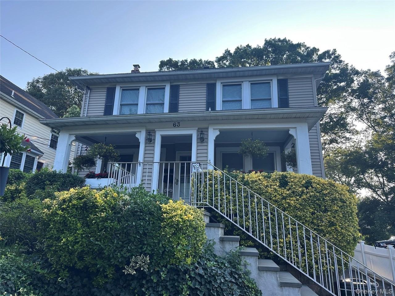 63 Franklin Ave #2
