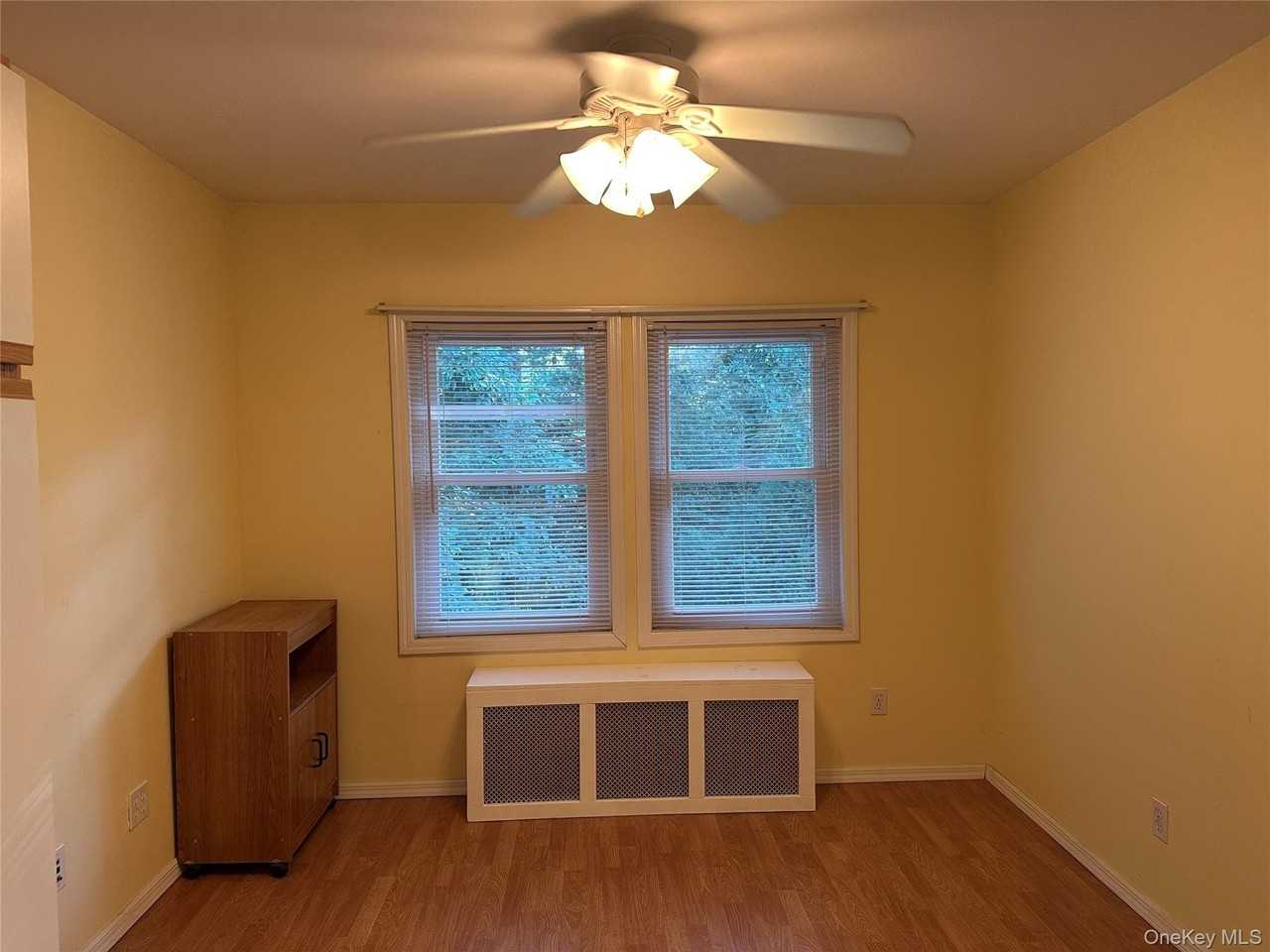 63 Franklin Ave #2 - Photo 4 of 10