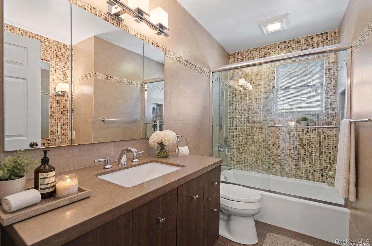 29 Birchwood Park Dr - Photo 3 of 8
