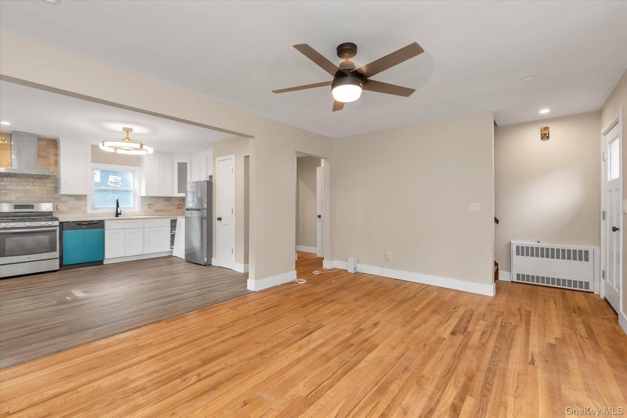 10 Stratton Dr - Photo 5 of 19