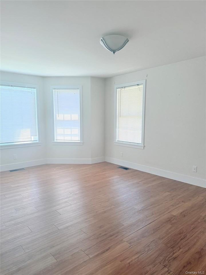 61A Chichester Ave - Photo 6 of 12
