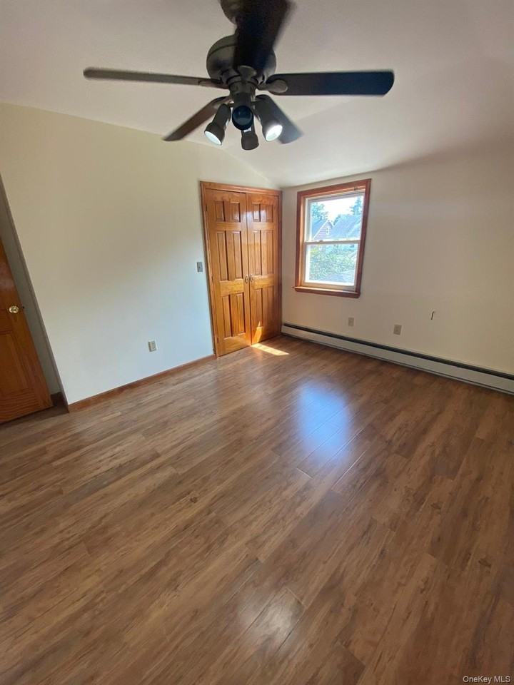 23930 87th Ave #2FL - Photo 6 of 10