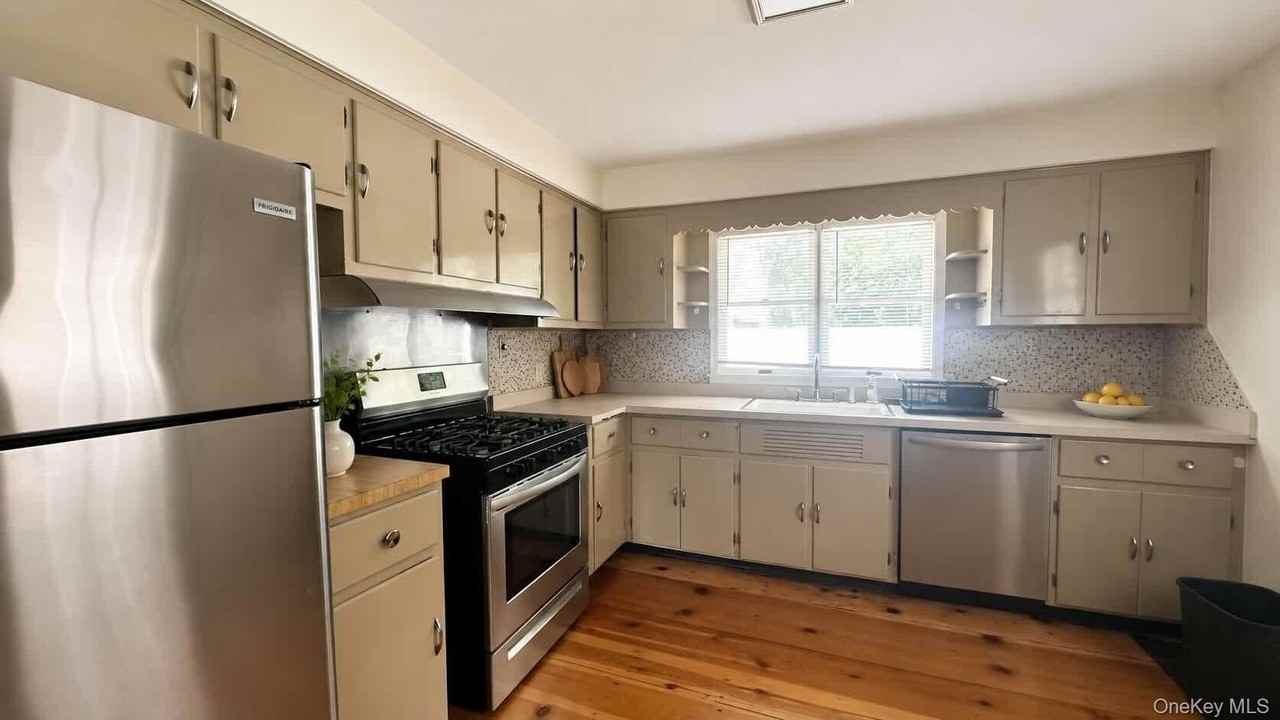 73 Singworth St - Photo 4 of 18