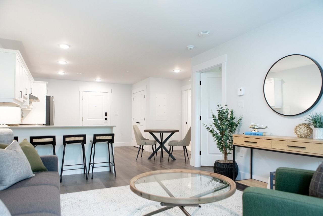 49 Forest Hill Road #410 - Photo 4 of 16