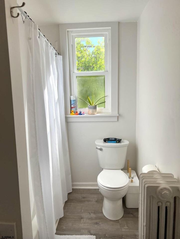 1 S Newport Ave - Photo 5 of 13