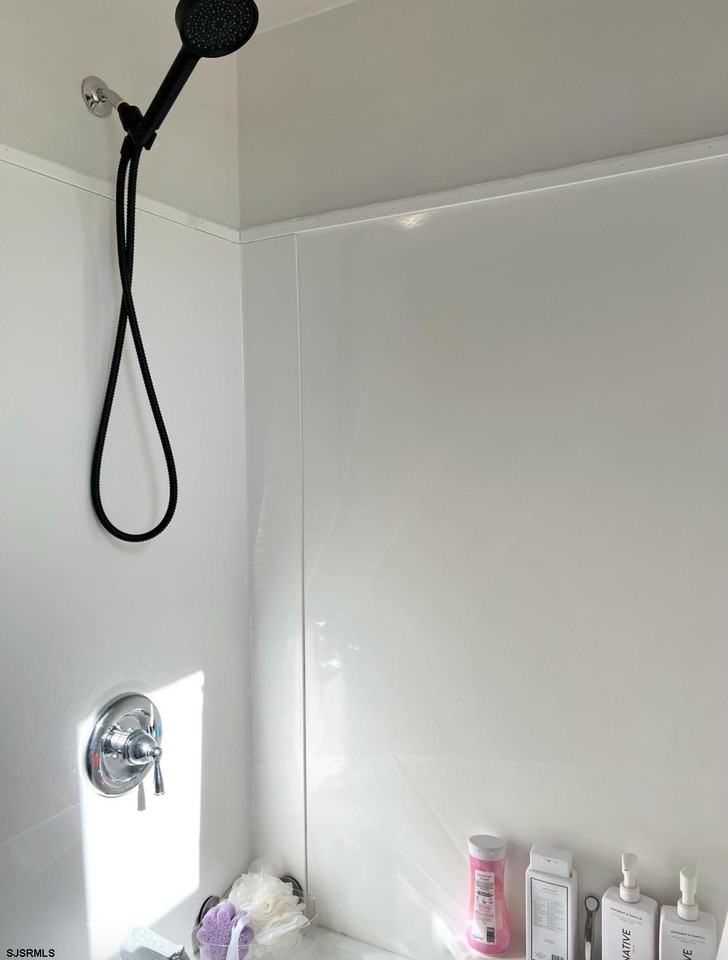 1 S Newport Ave - Photo 6 of 13