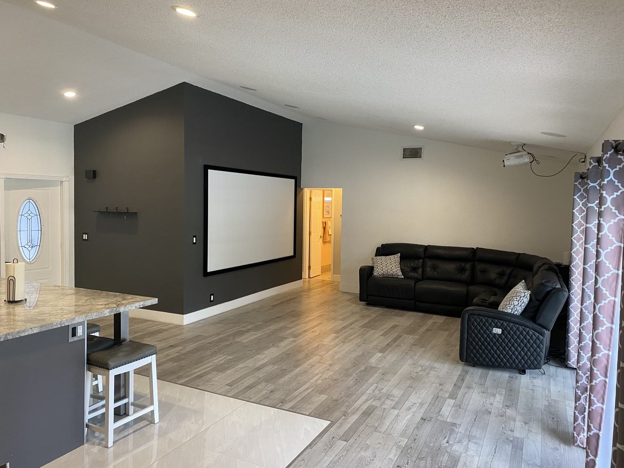 19131 Fairlawn Way - Photo 5 of 25