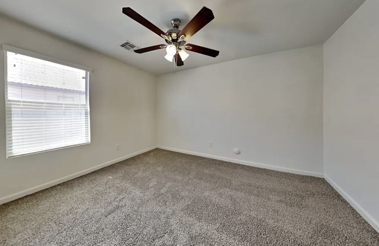 12218 West Hadley Street - Photo 5 of 9