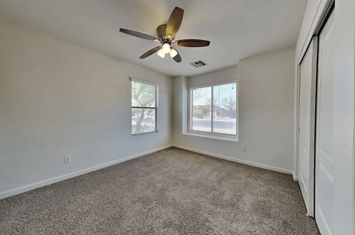12218 West Hadley Street - Photo 7 of 9