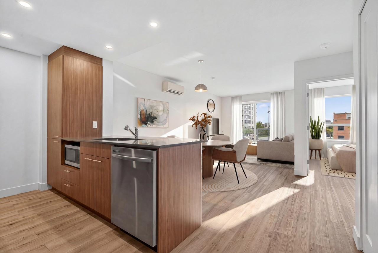 9355 Rue Sherbrooke E - Photo 2 of 5
