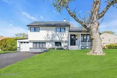 300 10th Ave - Photo 1 of 1