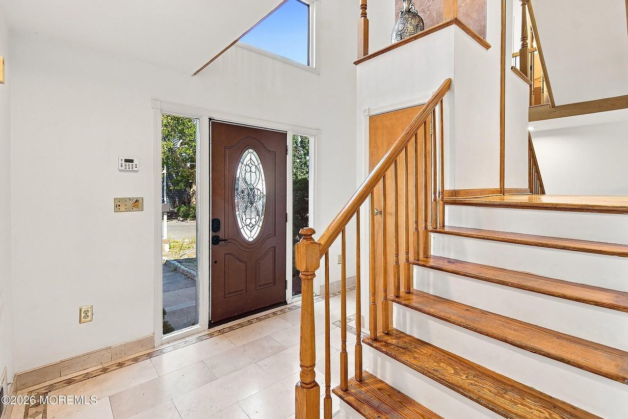 137 Marina Bay Ct - Photo 5 of 29