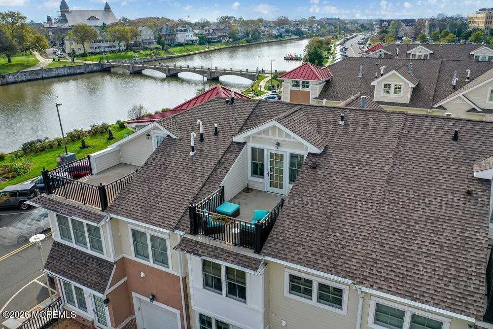 4 Grove Ct - Photo 6 of 41