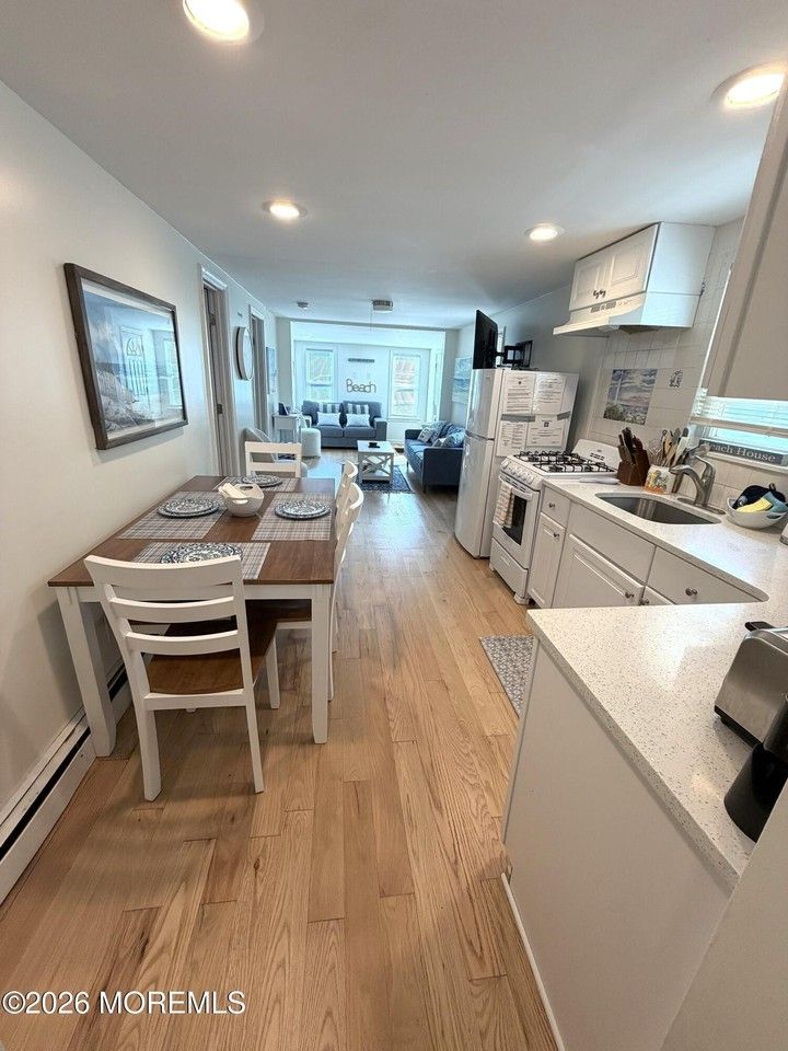 9 Danby Pl #1 - Photo 3 of 12