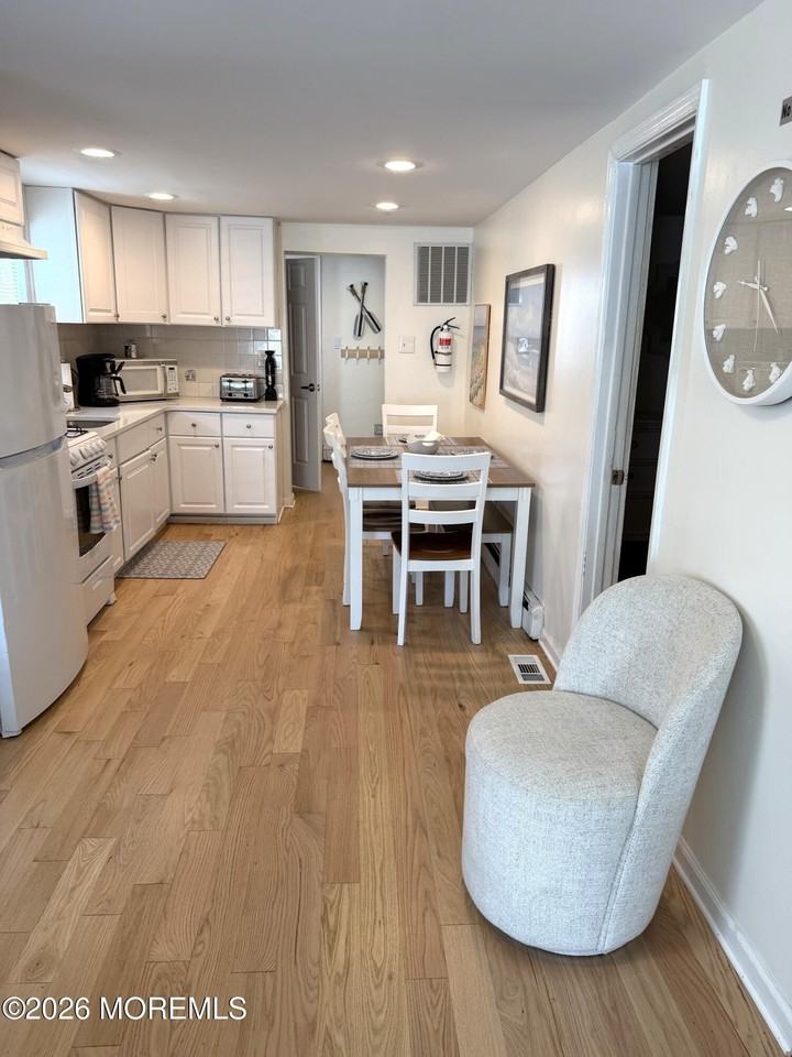 9 Danby Pl #1 - Photo 4 of 12