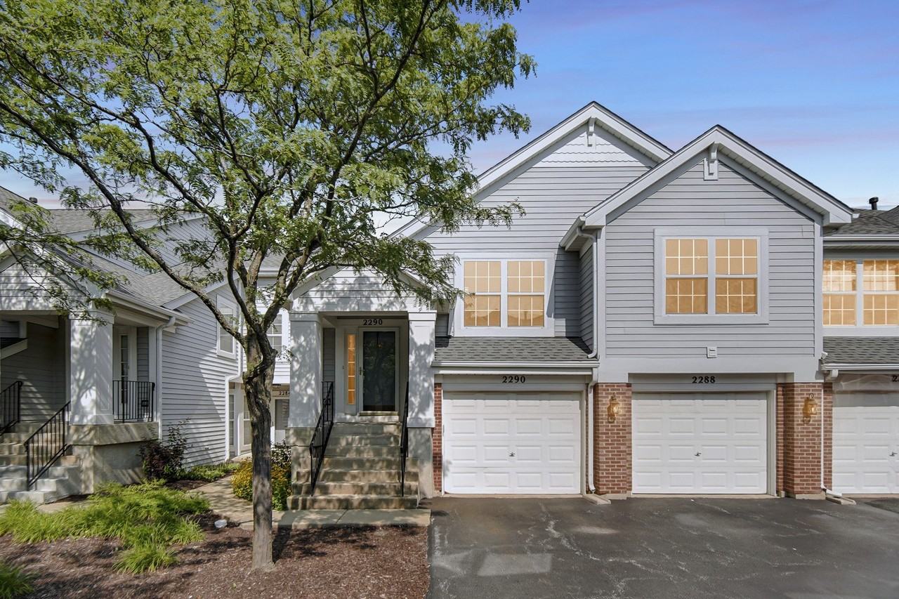 2290 Scott Ln #2290 - Photo 2 of 27